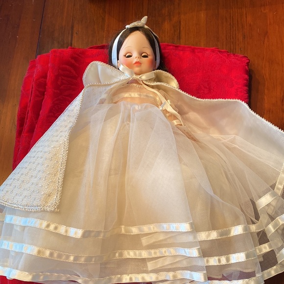 Madame Alexander Snow White doll style 1455 - Picture 14 of 15